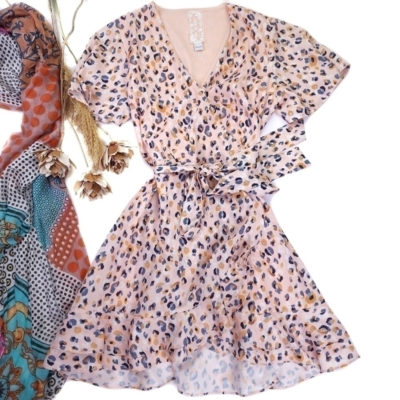 Sadie & Sage Pastel Peach Wrap Lined Dress Sz L - Picture 12 of 13